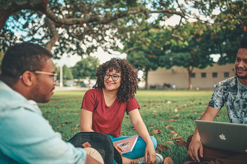 Student Voices: The Transformative Experience of Attending Valle de Atemajac University